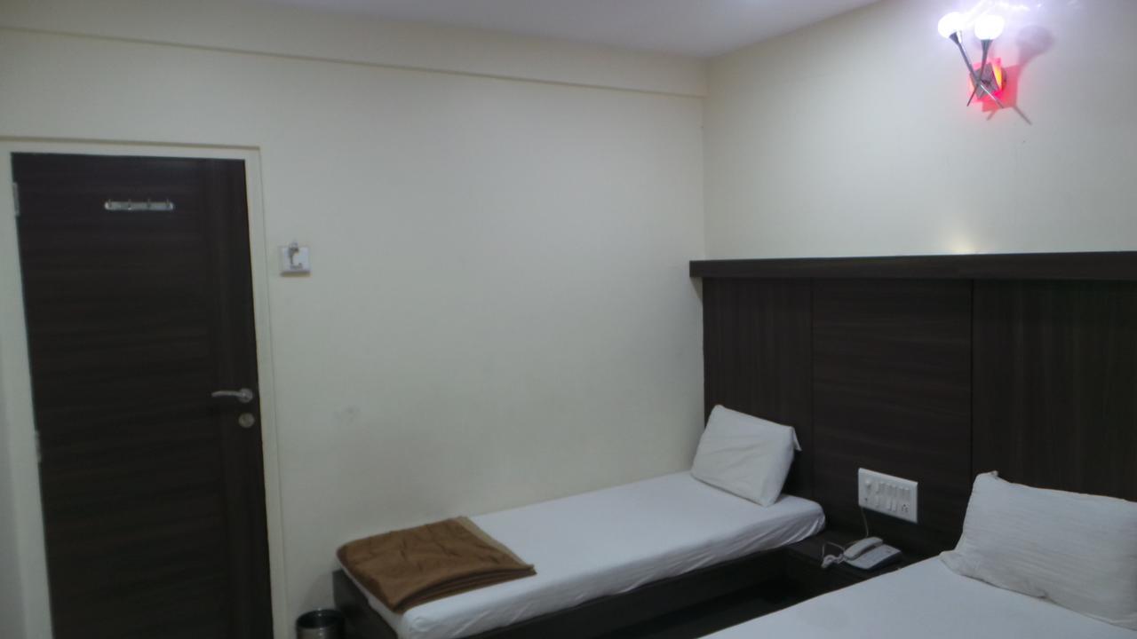 Hotel Gemini ムンバイ エクステリア 写真