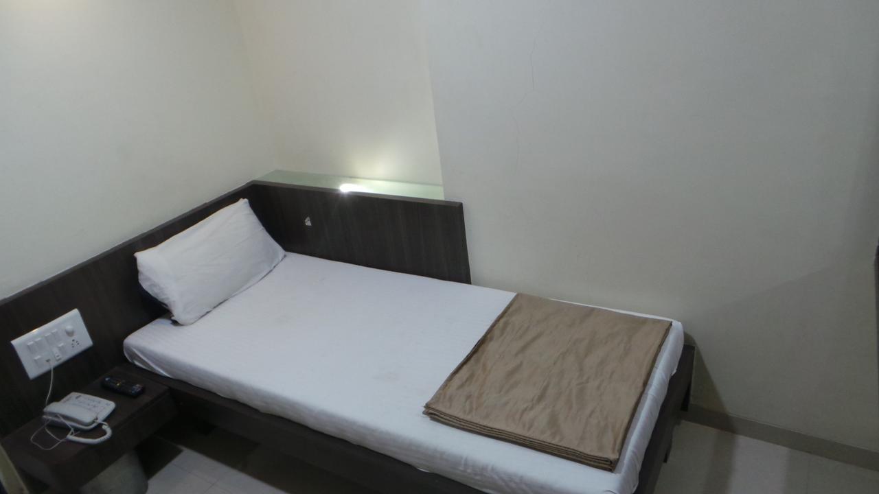 Hotel Gemini ムンバイ エクステリア 写真